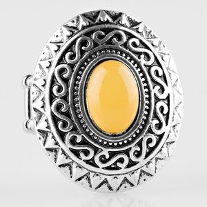 Fabulous accessories (Rings and Bracelets)